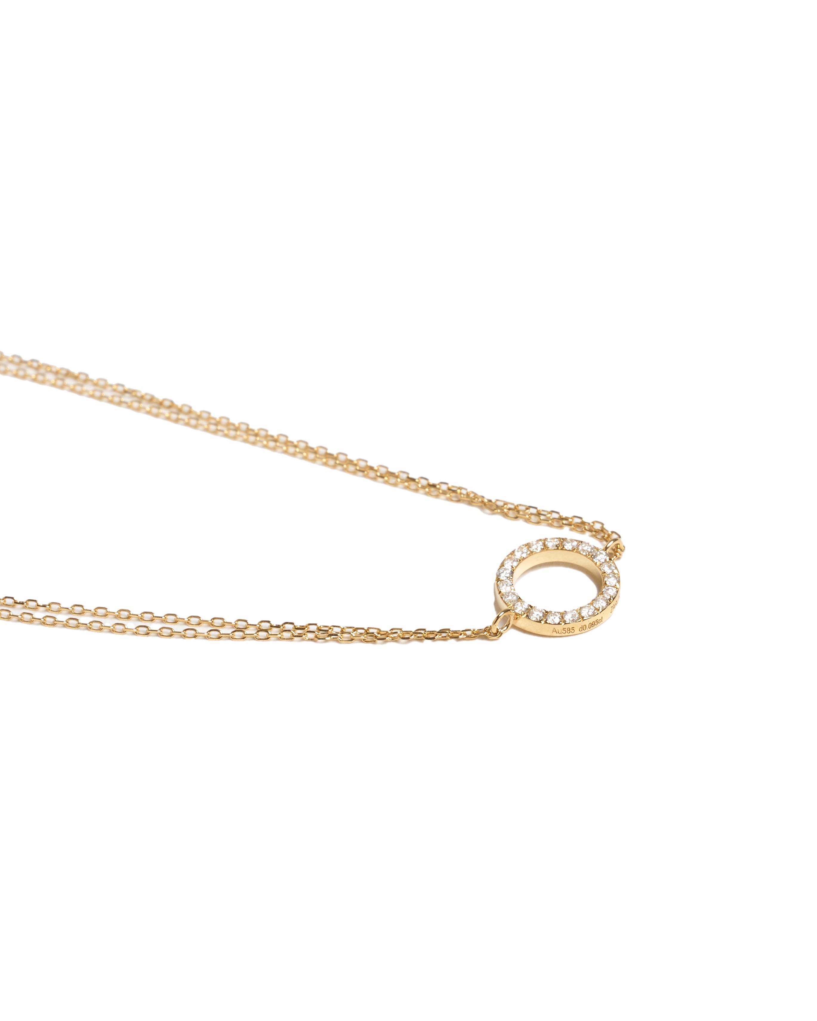 Elegant Gold Circle Bracelet with Pavé Diamonds