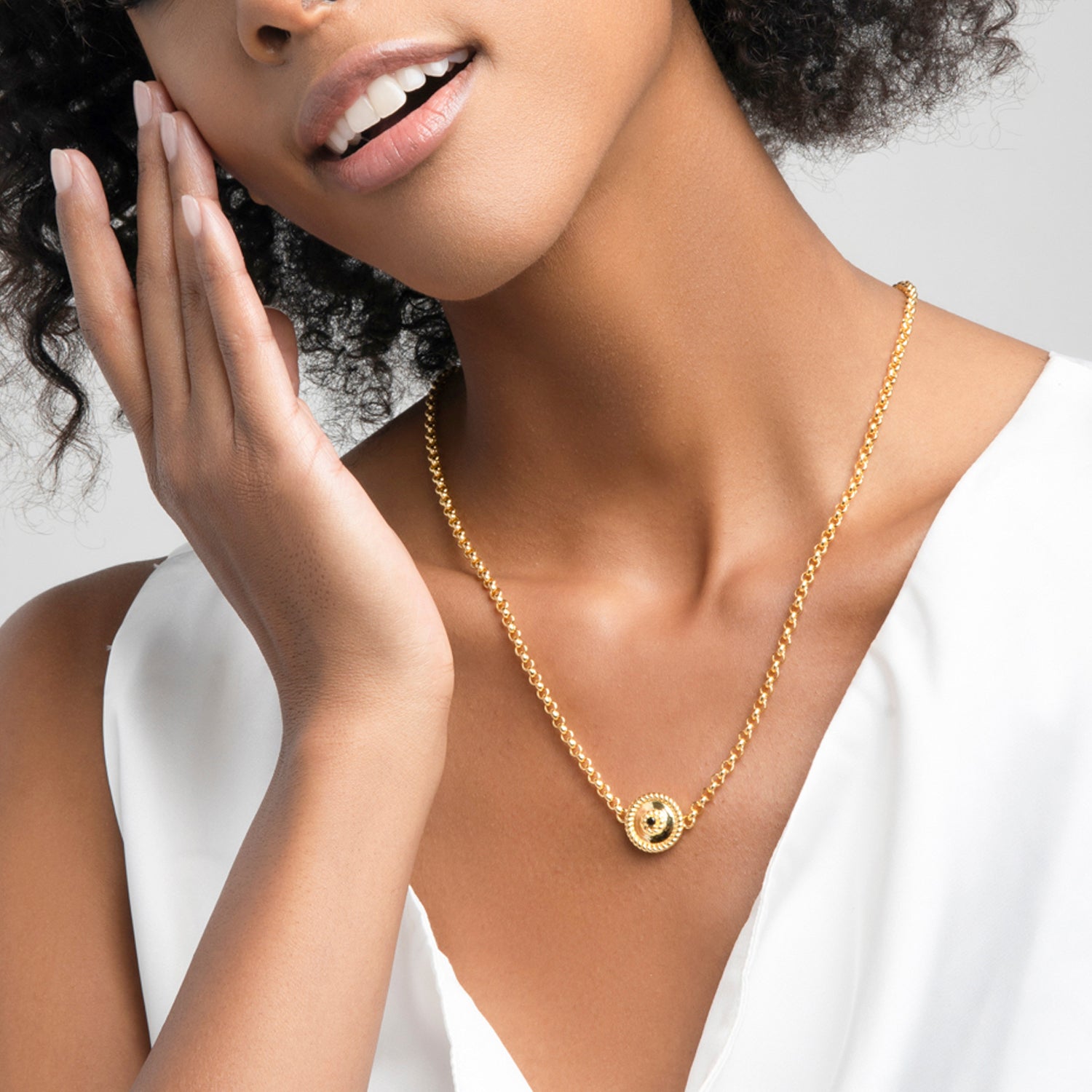 ZARUX - 20k Yellow Gold Vermeil Necklace with Black Onyx