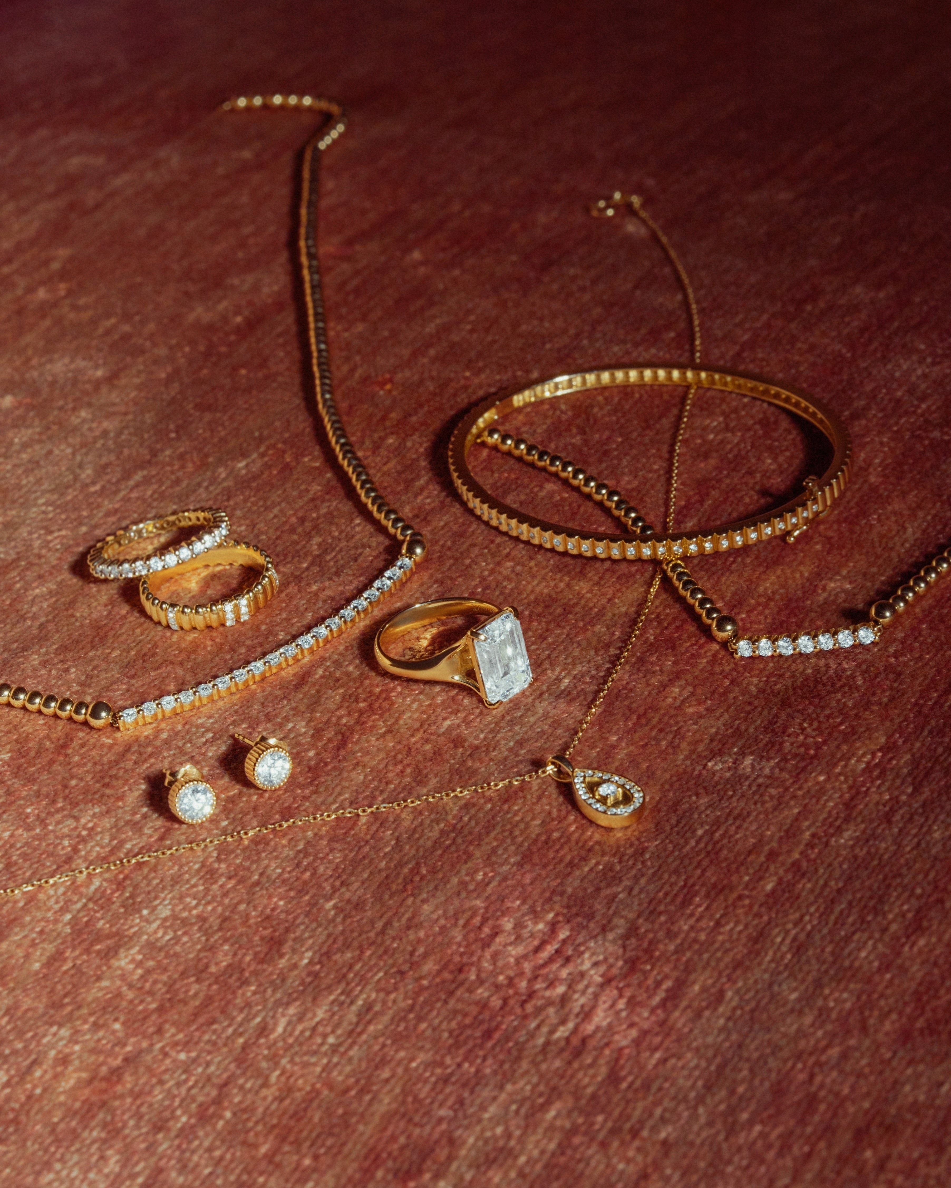 ArcRadiant Diamond Necklace