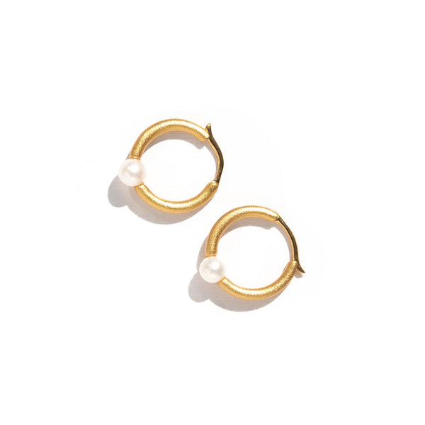 ZARUX - 20k Yellow Gold Vermeil Hoop Earrings with Pearl