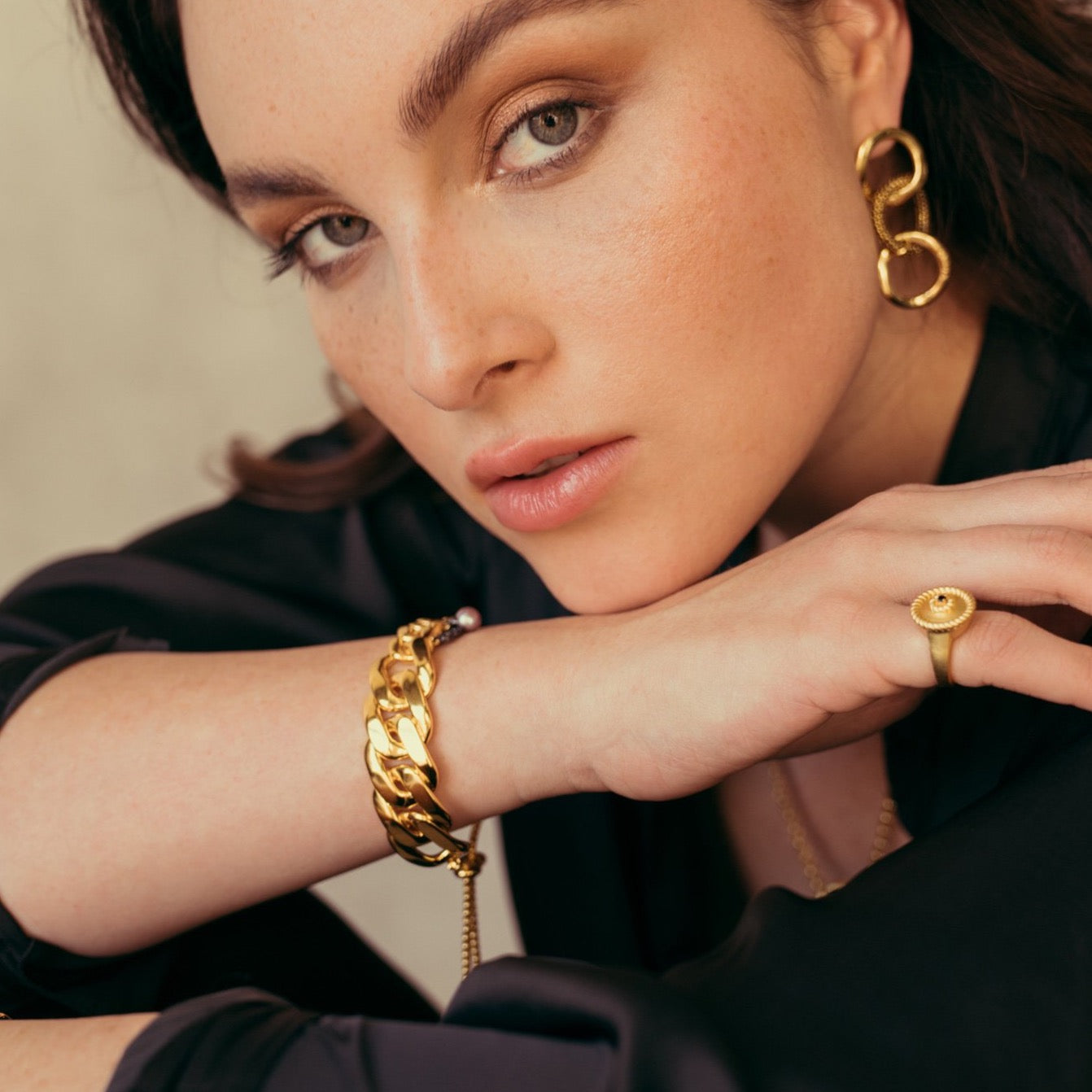 ZARUX - 20k Yellow Gold Vermeil three charms cuff with Black Onyx